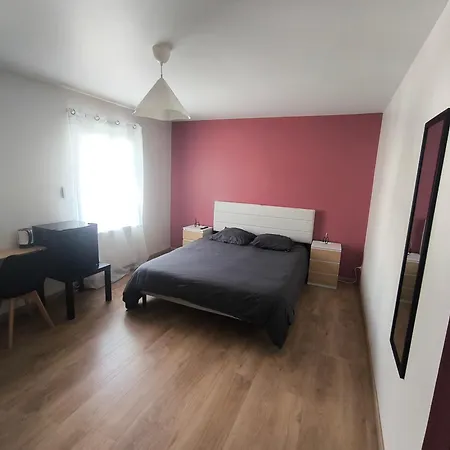 Notre Dame D'orgemont - Rose 3 Bed & Breakfast Argenteuil